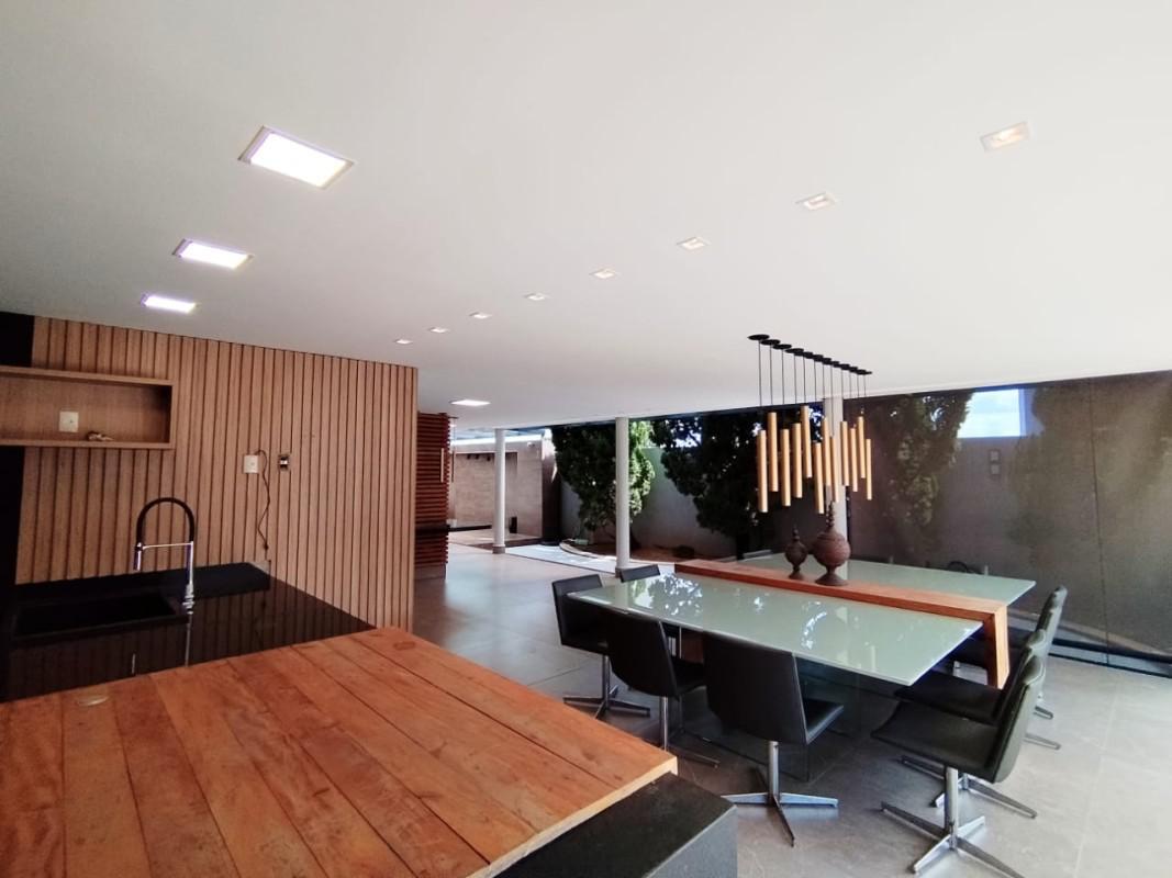 Casa, Bandeirantes (pampulha), 4 Quartos, 6 Vagas, 4 Suítes