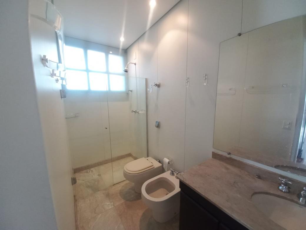 Cobertura, Funcionários, 4 Quartos, 3 Vagas, 2 Suítes