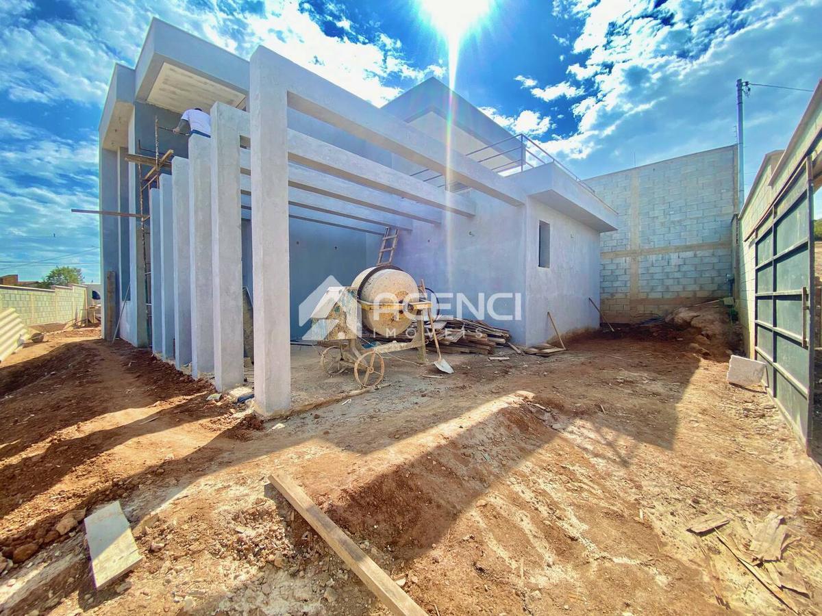 Casa, Vale do Sol, 2 Quartos, 0 Vaga, 1 Suíte