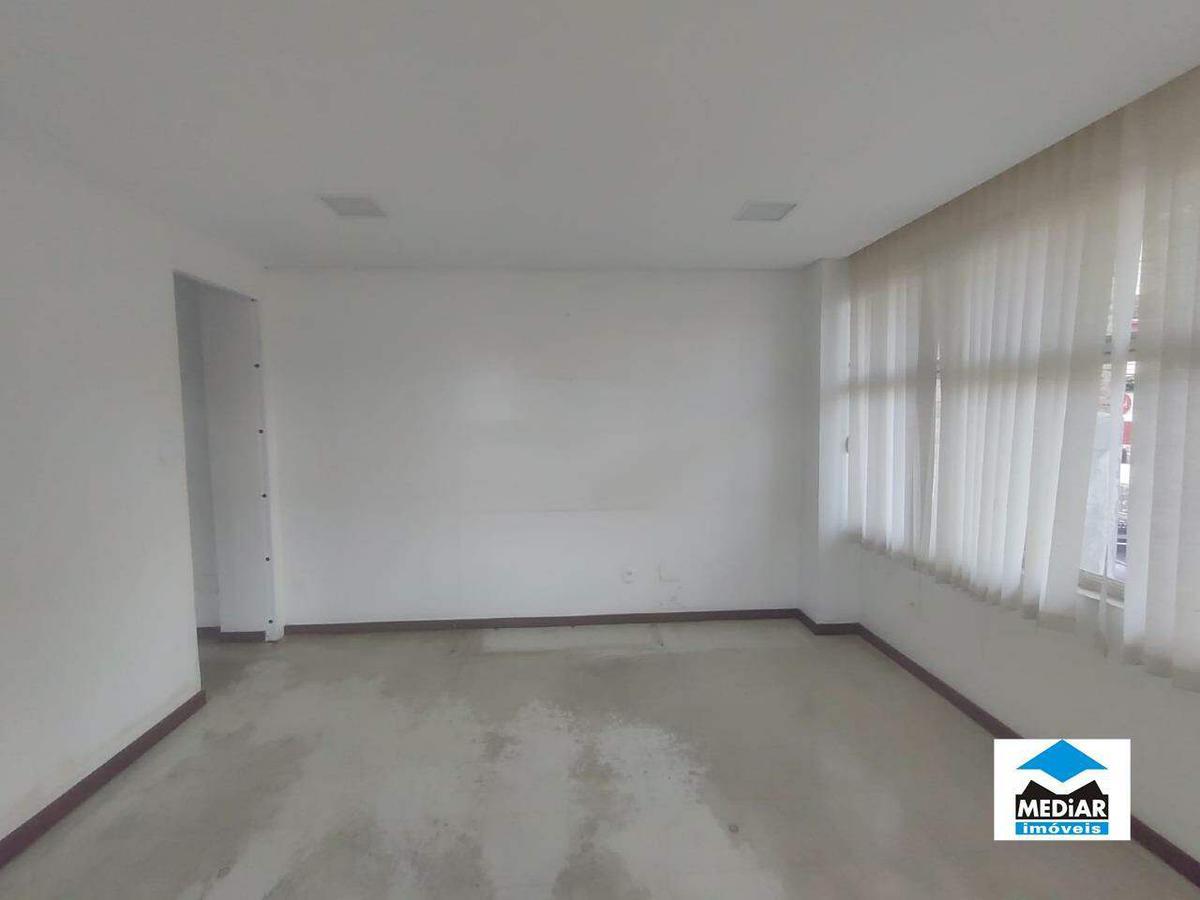 Prédio, Santa Teresa, 1 Quarto, 3 Vagas
