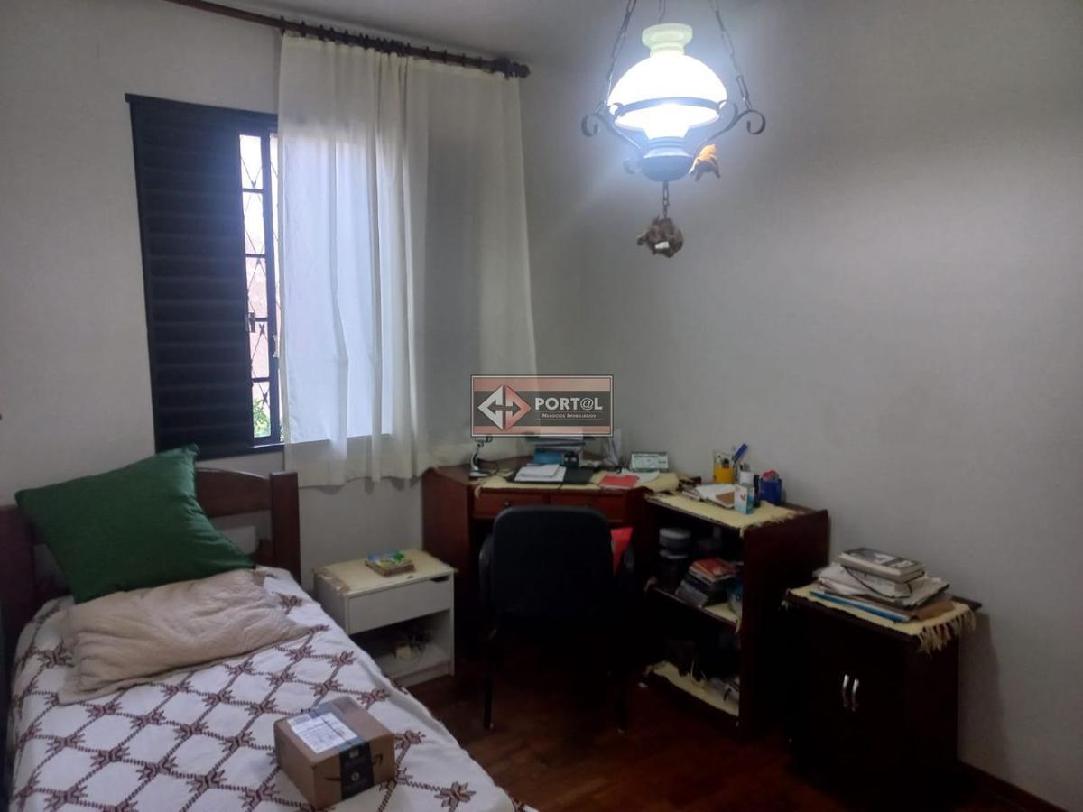 Casa, Itapoã, 4 Quartos, 2 Vagas, 1 Suíte