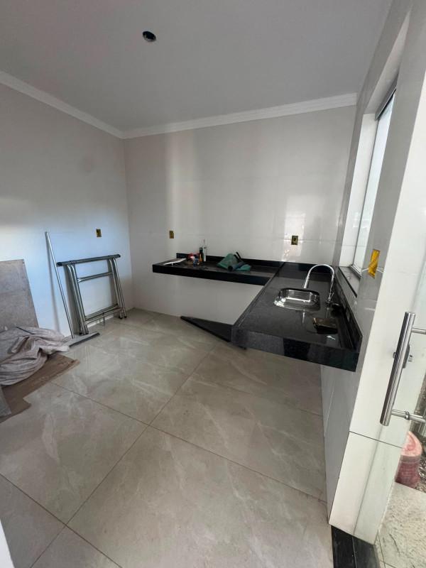 Casa, Centro, 3 Quartos, 2 Vagas, 1 Suíte