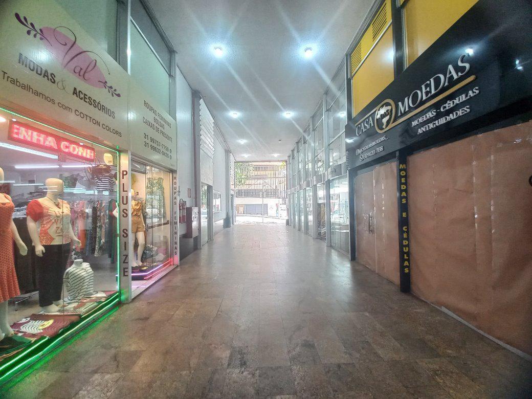 Andar, Centro, 0 Quarto, 0 Vaga