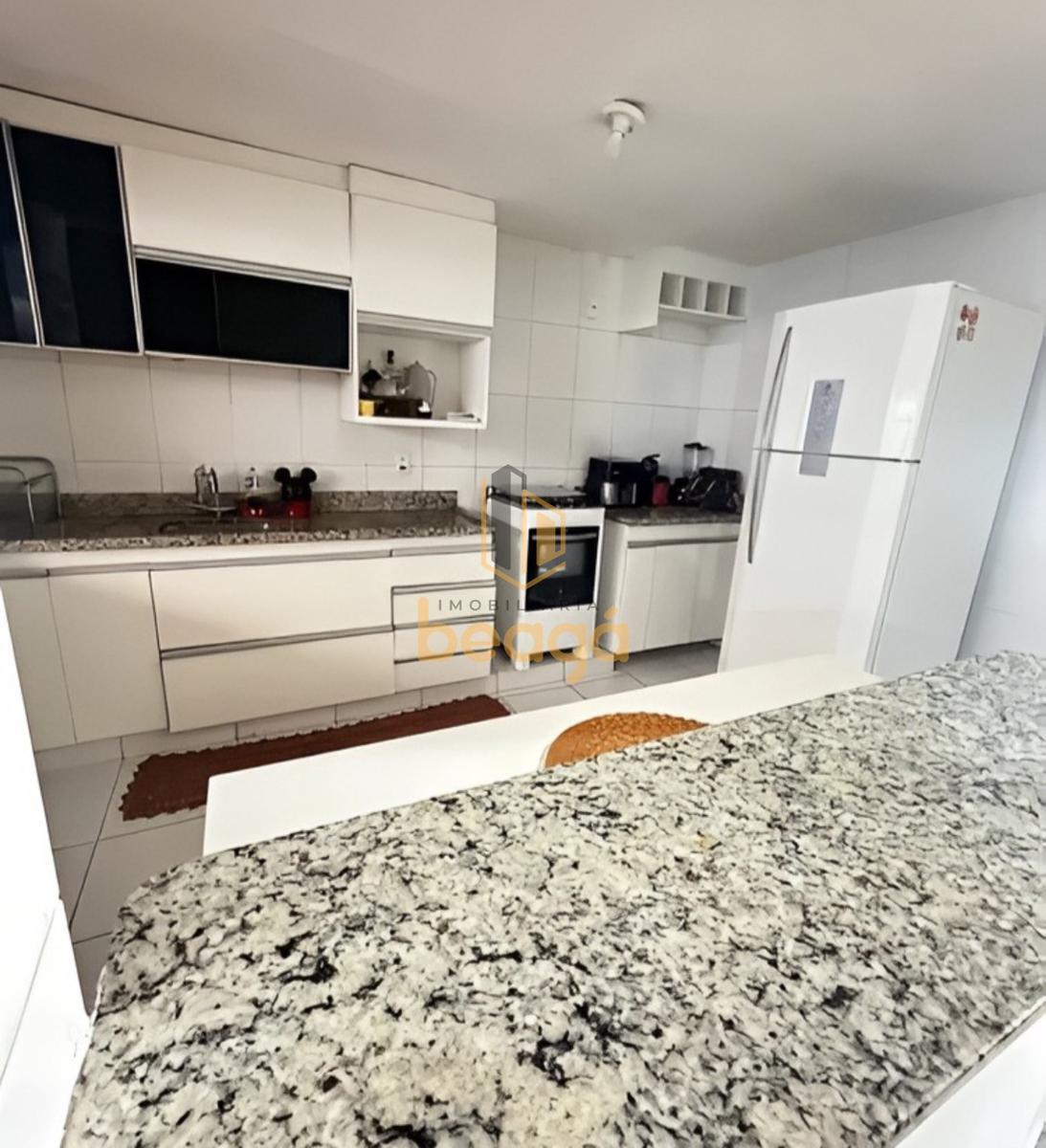 Casa, Coqueiros, 3 Quartos, 2 Vagas, 1 Suíte