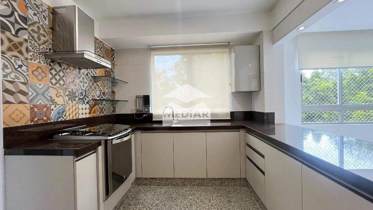 Apartamento, Funcionários, 3 Quartos, 2 Vagas, 2 Suítes