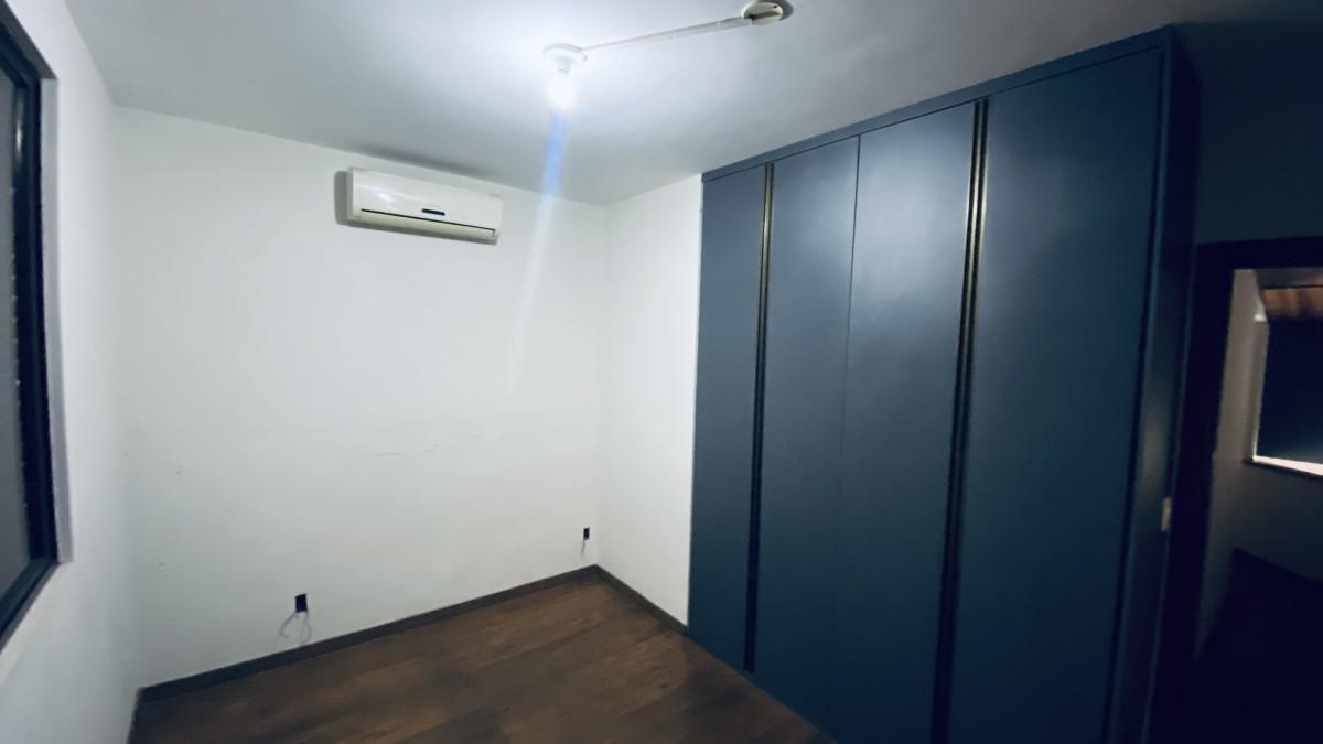 Casa, Castelo, 5 Quartos, 2 Vagas, 2 Suítes