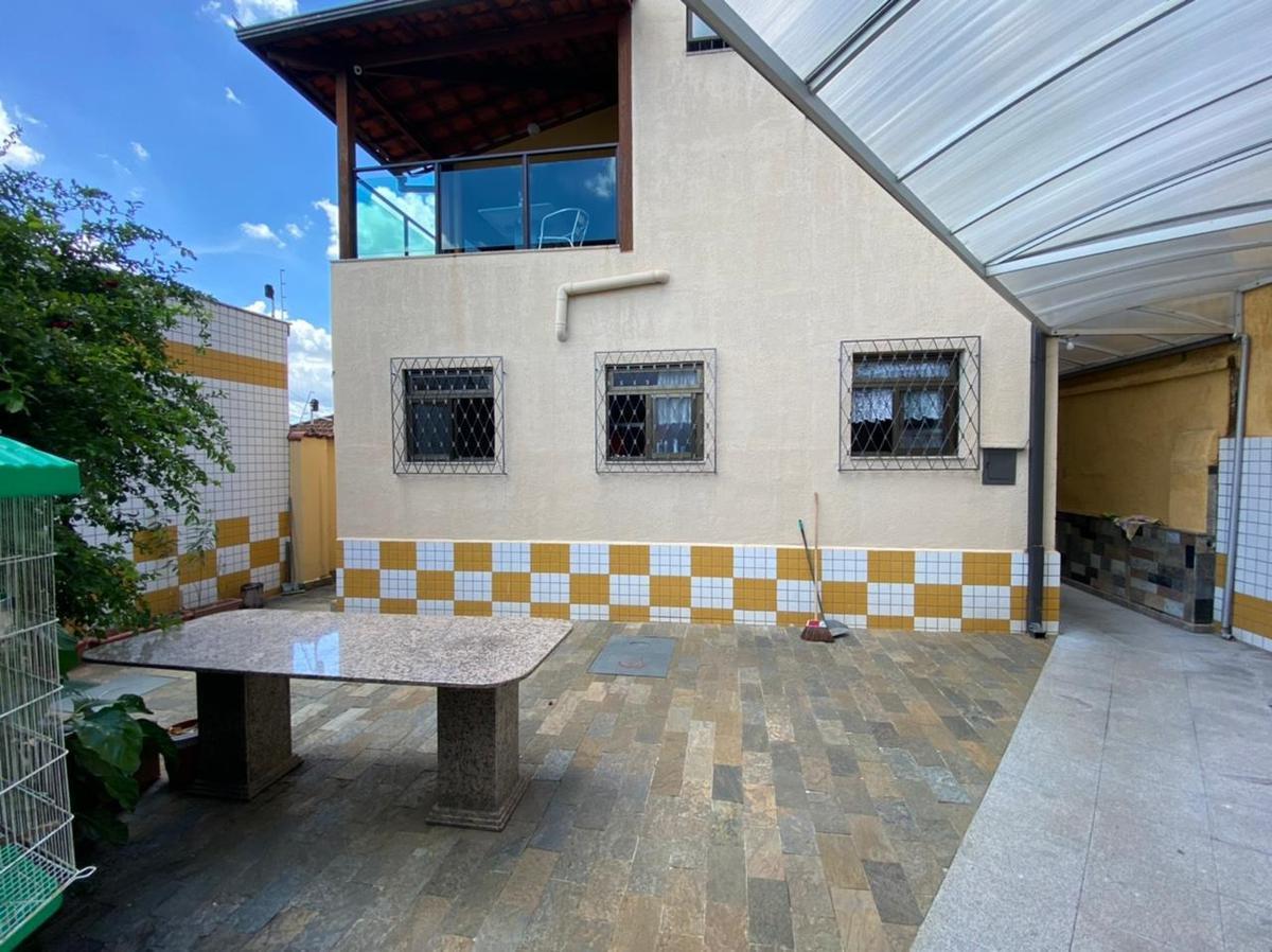 Casa, Colégio Batista, 4 Quartos, 3 Vagas, 2 Suítes