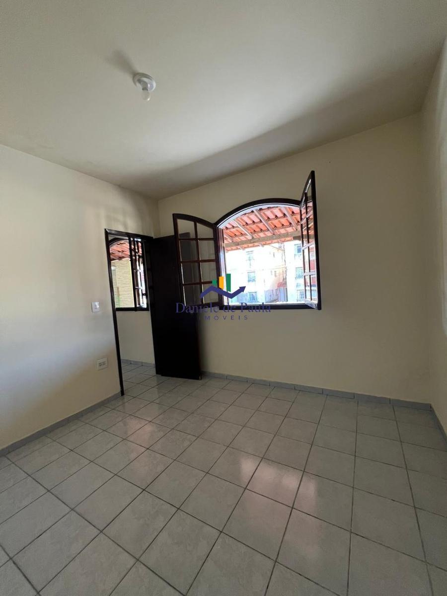 Casa, Conjunto Habitacional Bueno Franco, 4 Quartos, 2 Vagas, 2 Suítes