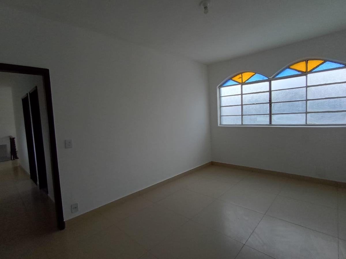 Casa Comercial, Santa Cruz, 0 Quarto, 0 Vaga