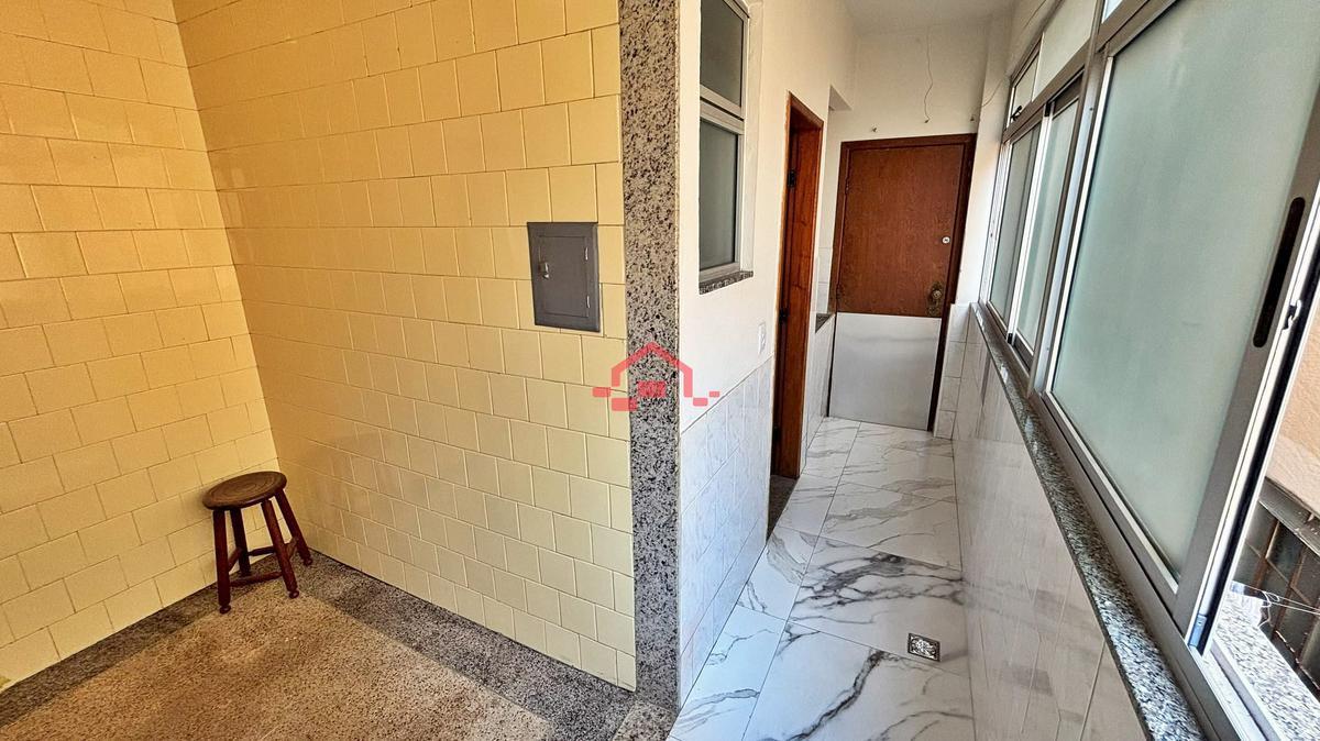 Apartamento, Carlos Prates, 2 Quartos, 1 Vaga