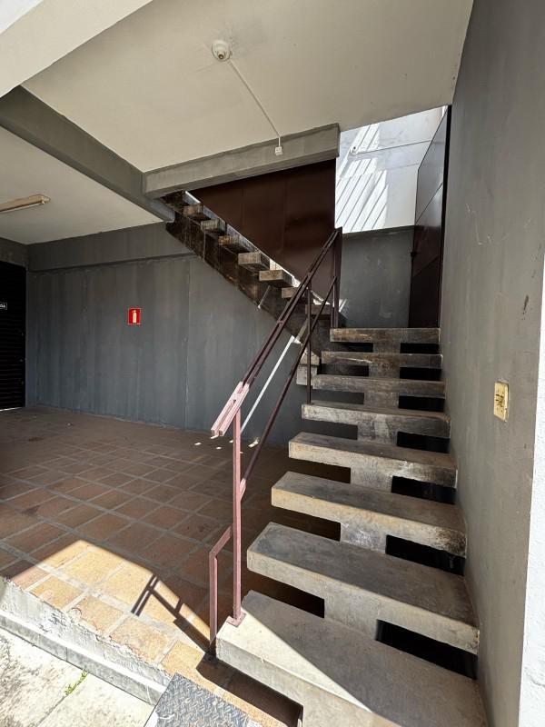 Galpão, Nova Floresta, 0 Quarto, 20 Vagas