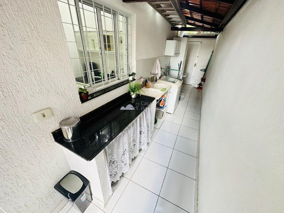 Casa, Planalto, 4 Quartos, 3 Vagas, 1 Suíte