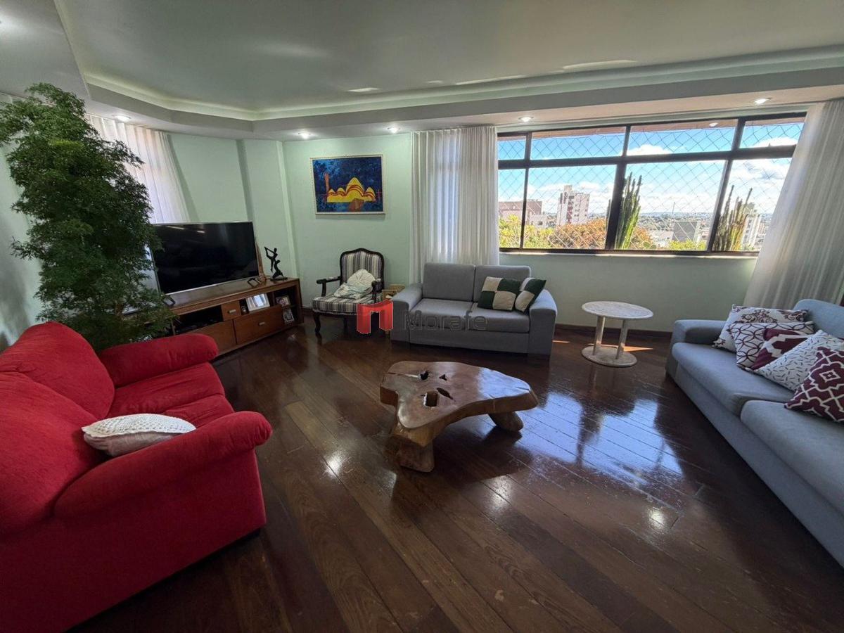 Apartamento, Ouro Preto, 4 Quartos, 2 Vagas, 1 Suíte