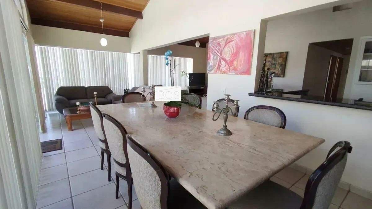 Casa, Belvedere, 7 Quartos, 0 Vaga, 3 Suítes