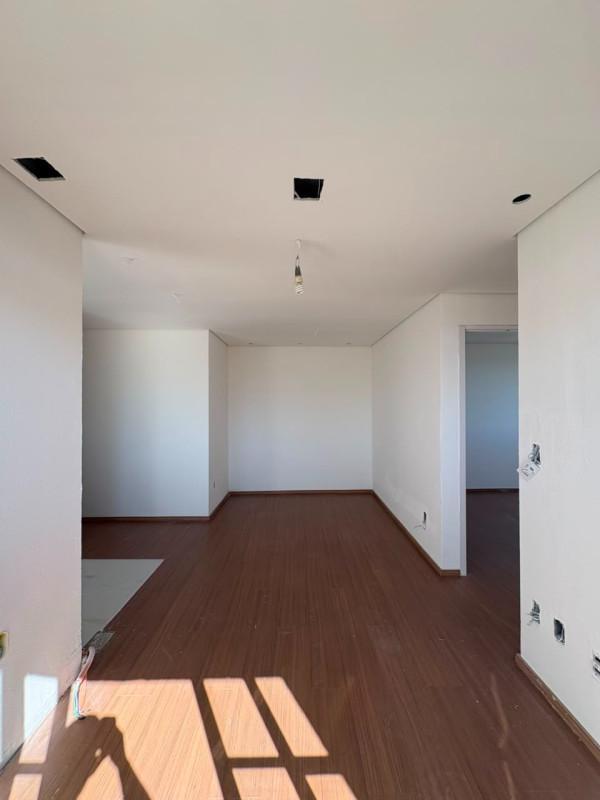 Apartamento, Jardim Riacho das Pedras, 2 Quartos, 1 Vaga, 1 Suíte