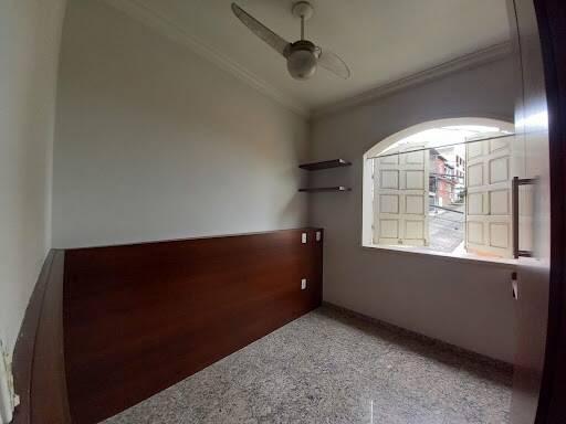 Casa, Centro, 3 Quartos, 0 Vaga, 1 Suíte