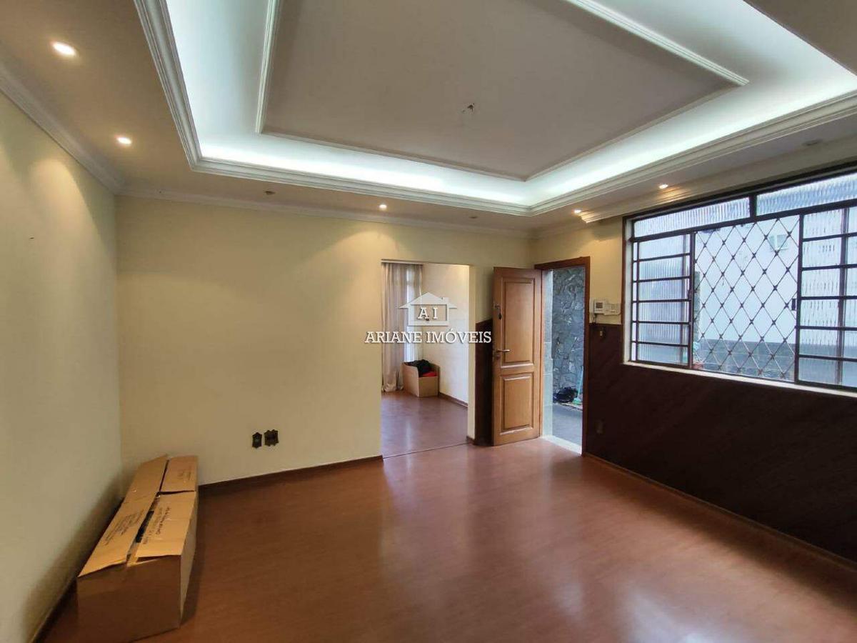 Casa, Sagrada Família, 4 Quartos, 5 Vagas, 1 Suíte