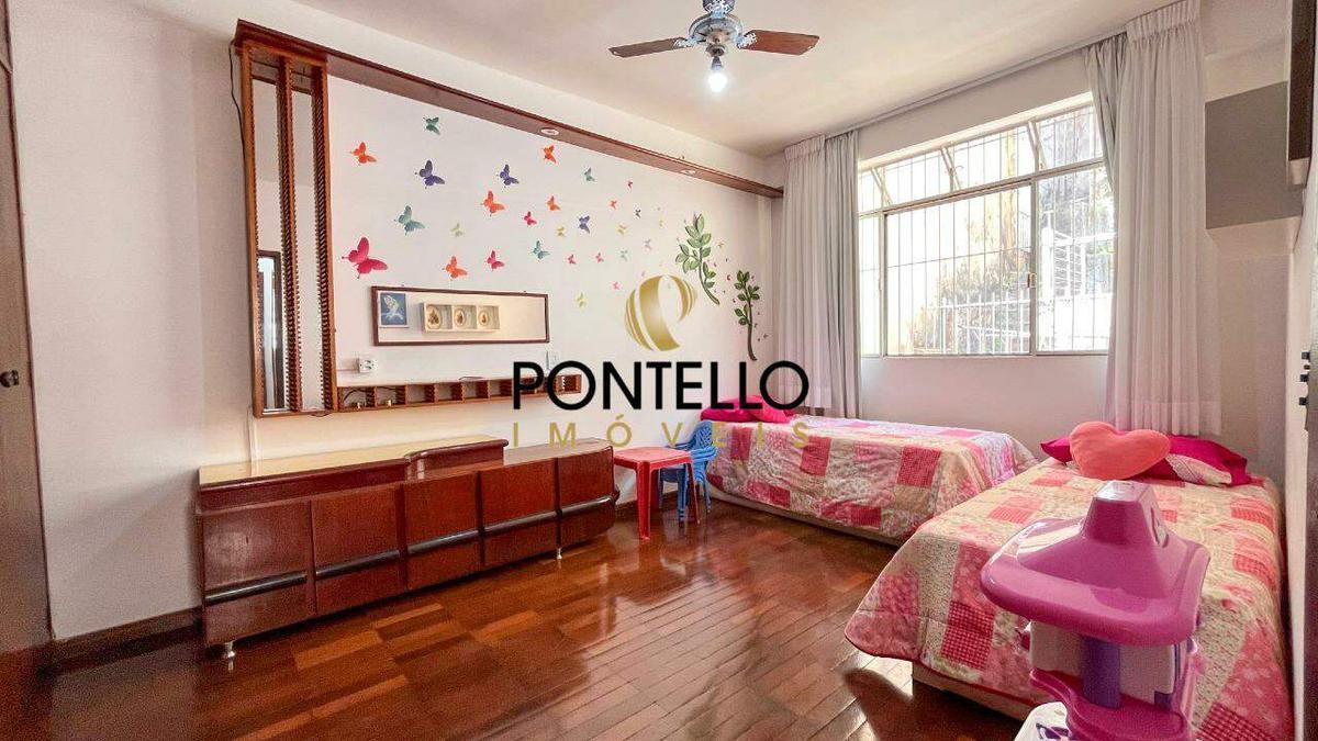 Casa, Serra, 4 Quartos, 2 Vagas, 2 Suítes