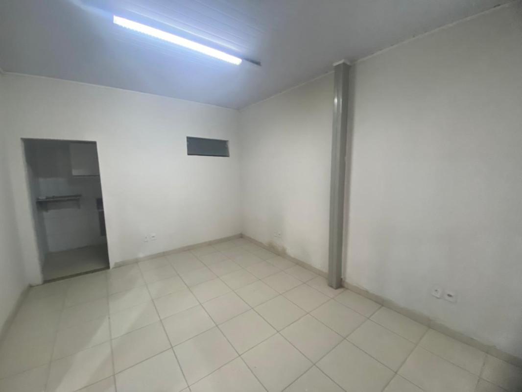 Galpão, São Geraldo, 0 Quarto, 20 Vagas