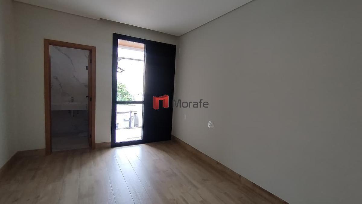 Casa, Jaraguá, 4 Quartos, 3 Vagas, 1 Suíte