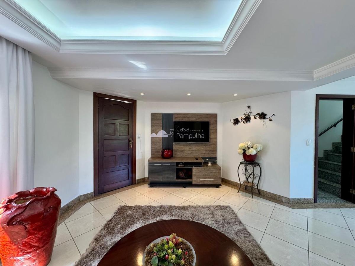 Casa, Planalto, 4 Quartos, 4 Vagas, 1 Suíte