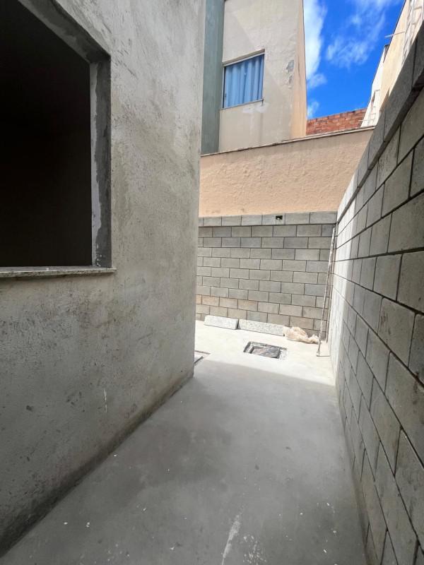 Casa, Novo Barreirinho, 3 Quartos, 1 Vaga, 1 Suíte