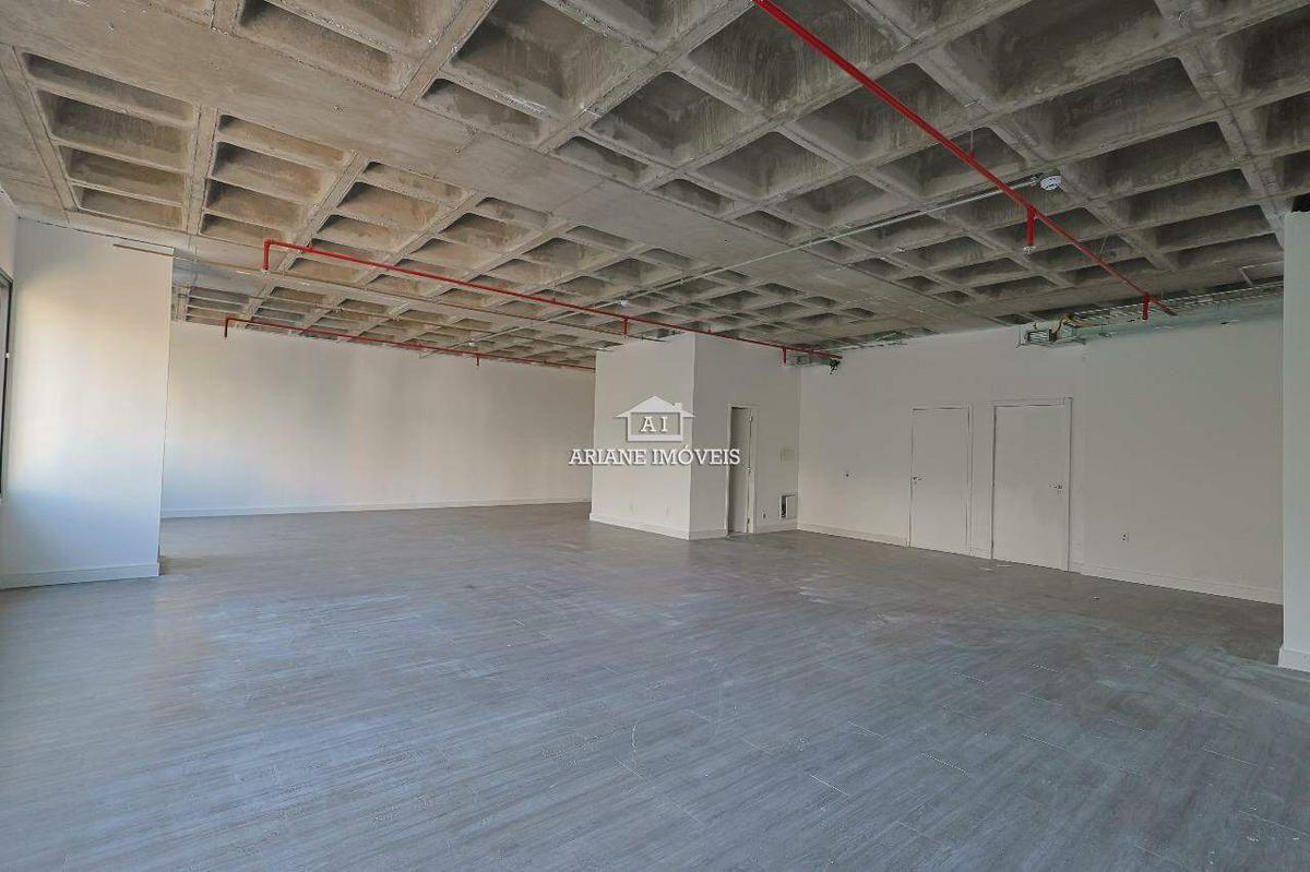 Sala, Vila da Serra, 0 Quarto, 3 Vagas