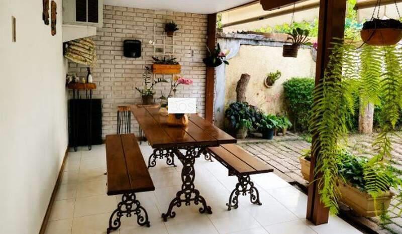 Casa, Luxemburgo, 5 Quartos, 4 Vagas, 2 Suítes