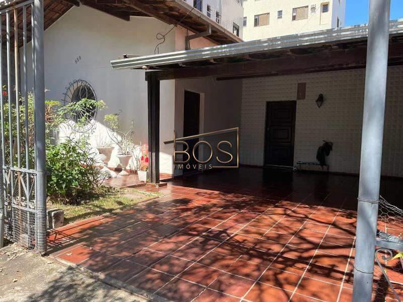 Casa, Cidade Nova, 4 Quartos, 2 Vagas, 1 Suíte