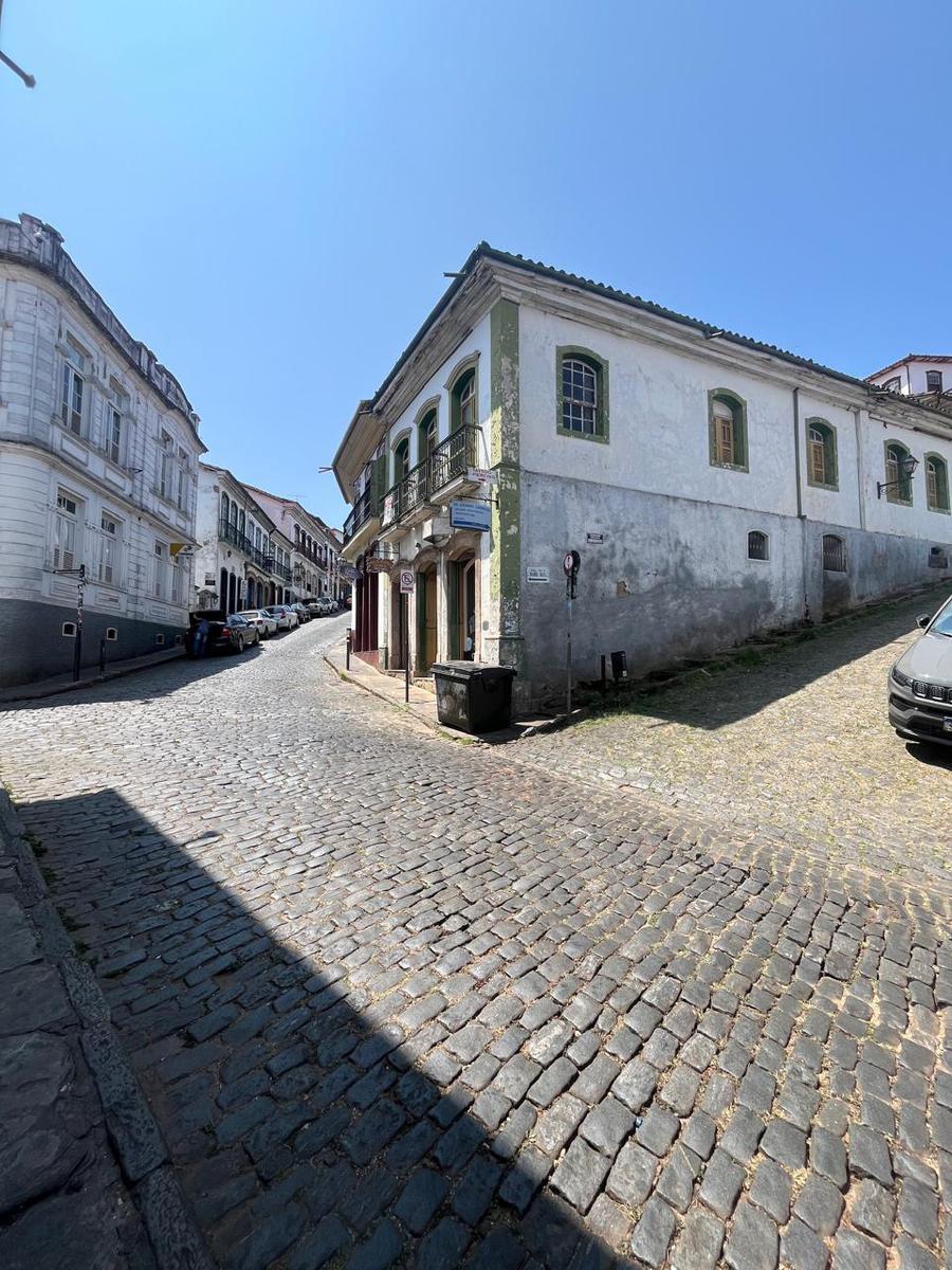Casa, Centro, 5 Quartos, 0 Vaga
