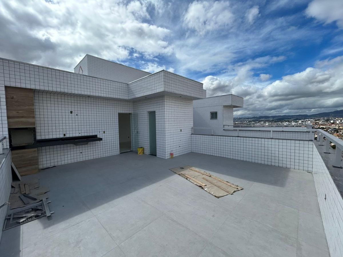 Cobertura, Santa Cruz Industrial, 3 Quartos, 3 Vagas, 1 Suíte