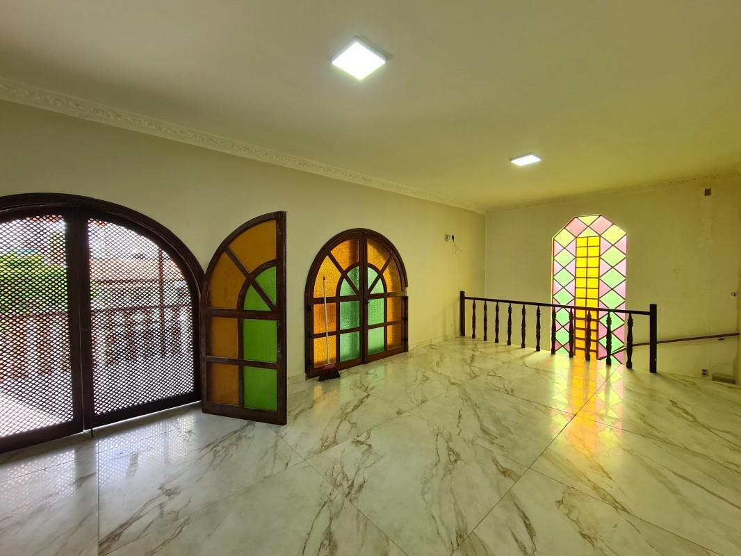 Casa, Gutierrez, 5 Quartos, 4 Vagas, 2 Suítes