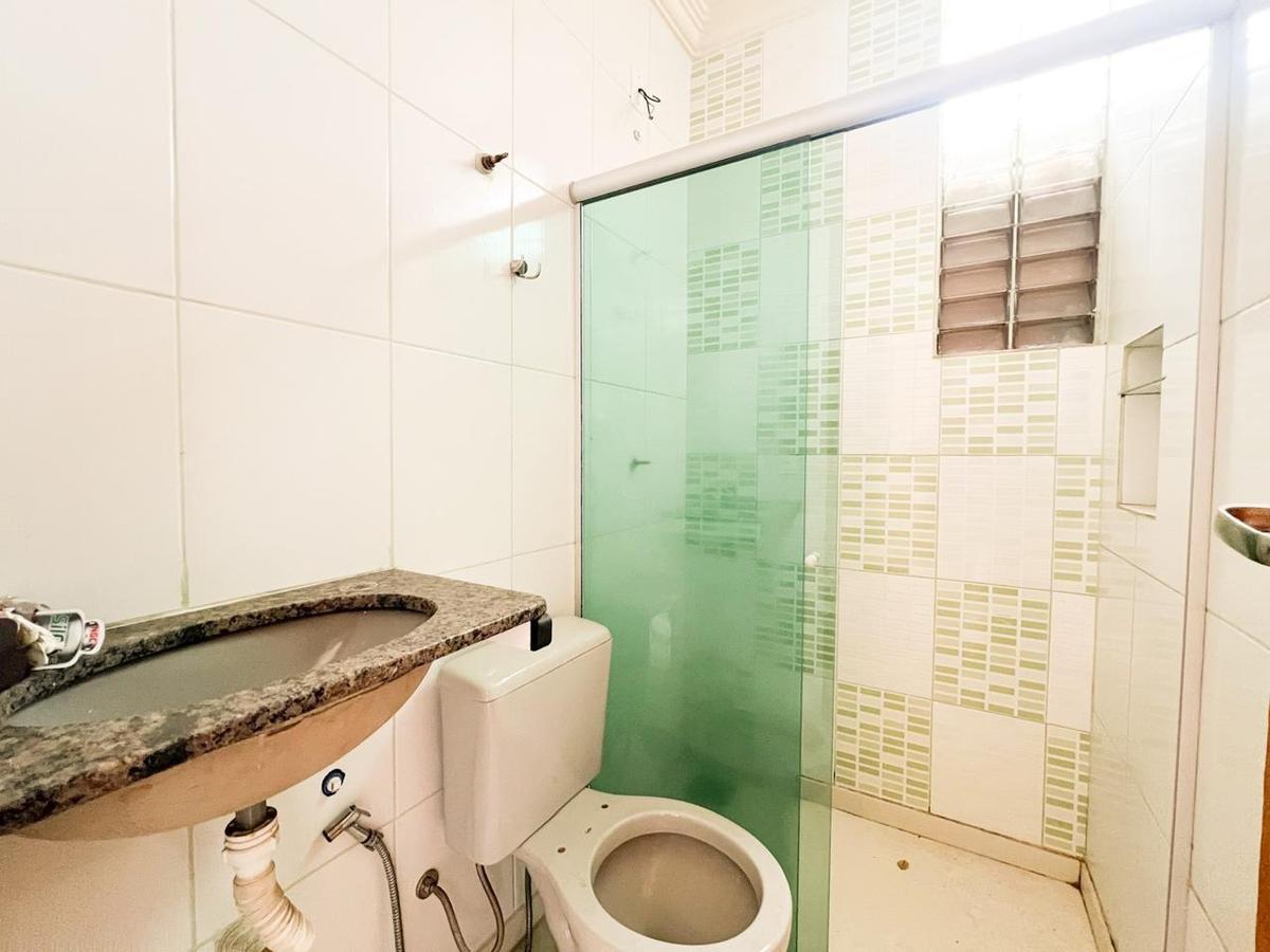 Casa, Trevo, 5 Quartos, 8 Vagas, 1 Suíte