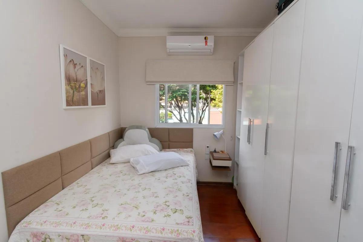Casa, Teixeira Dias (barreiro), 3 Quartos, 3 Vagas, 1 Suíte