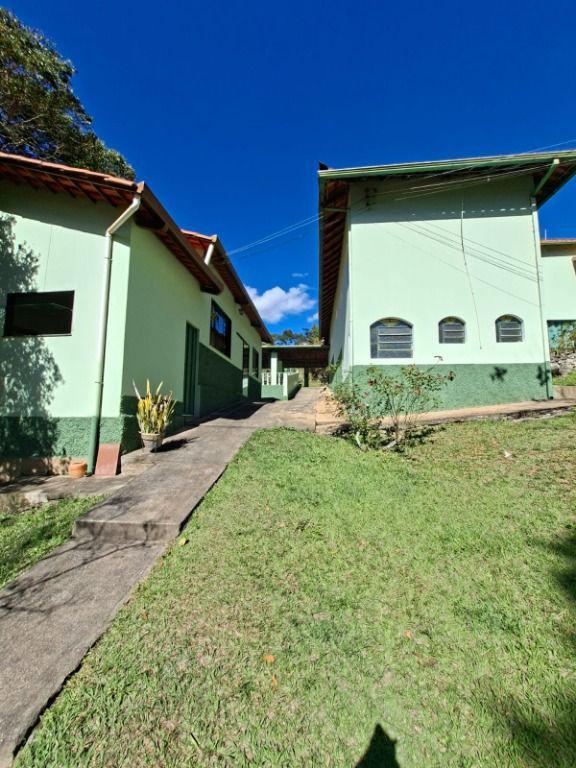 Fazenda, Ravena, 6 Quartos, 0 Vaga, 1 Suíte