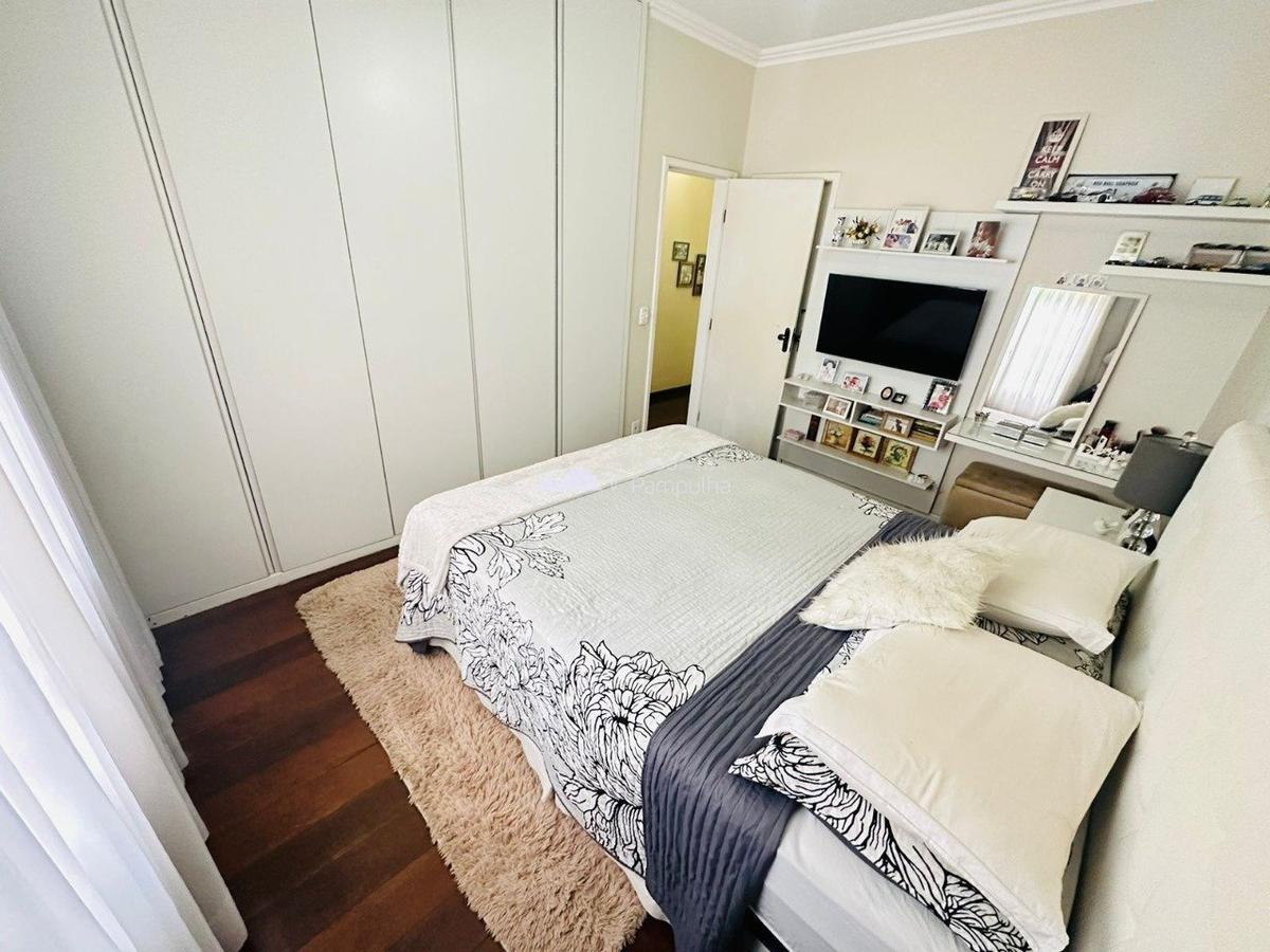 Casa, Planalto, 4 Quartos, 3 Vagas, 1 Suíte