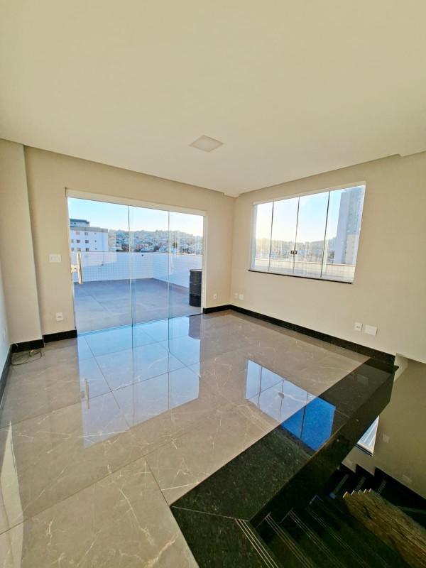 Cobertura, Santa Helena (barreiro), 3 Quartos, 2 Vagas, 1 Suíte