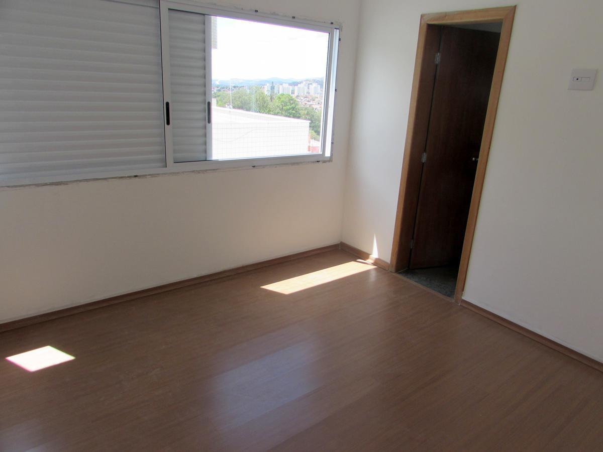Apartamento, Planalto, 3 Quartos, 4 Vagas, 1 Suíte
