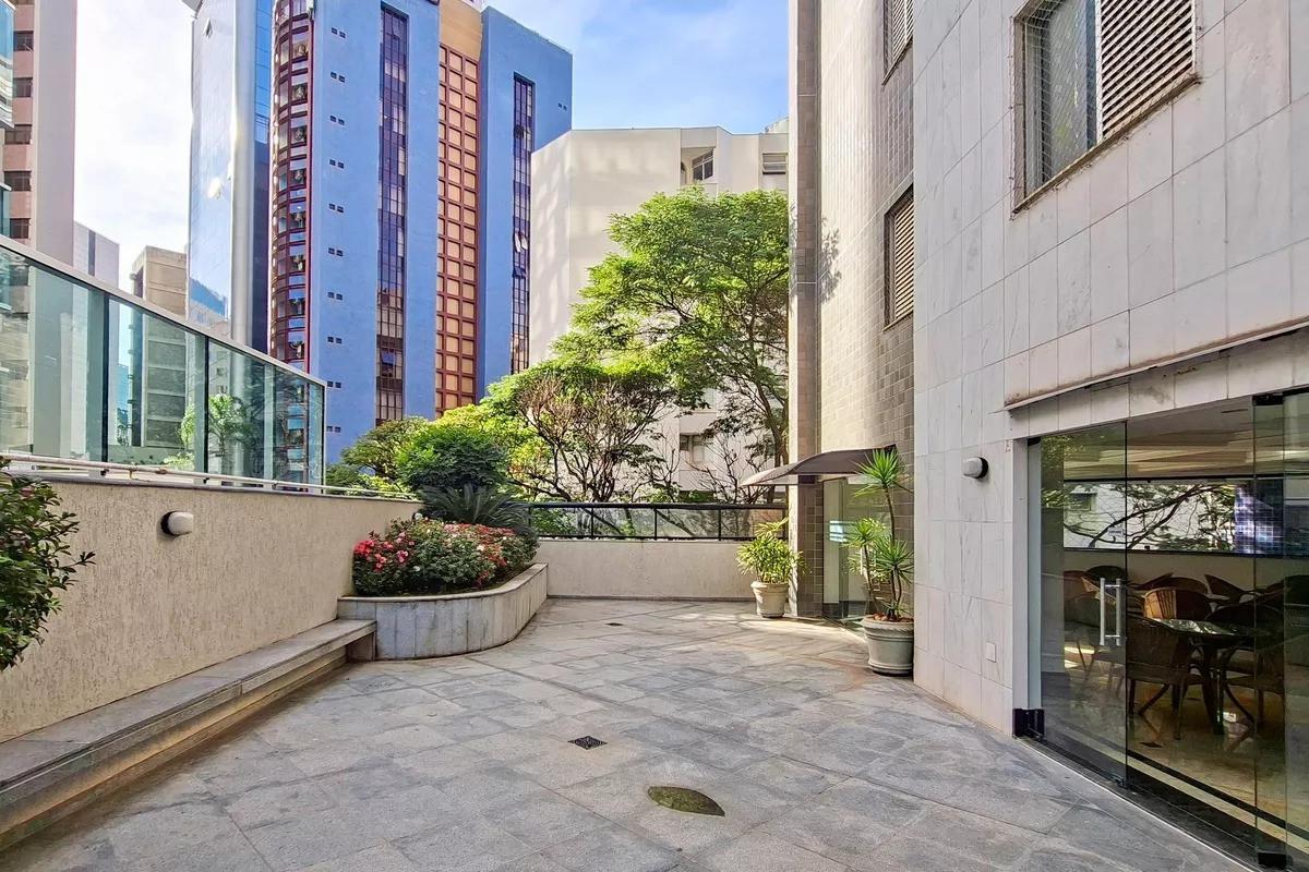 Apartamento, Funcionários, 4 Quartos, 2 Vagas, 1 Suíte