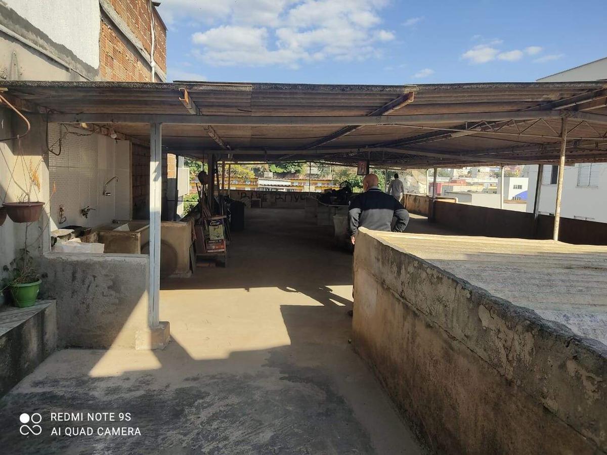 Casa, Nova Granada, 4 Quartos, 2 Vagas, 1 Suíte