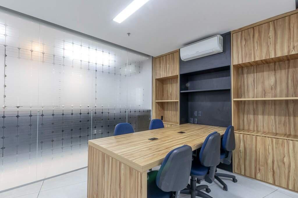 Sala, Vila da Serra, 0 Quarto, 9 Vagas