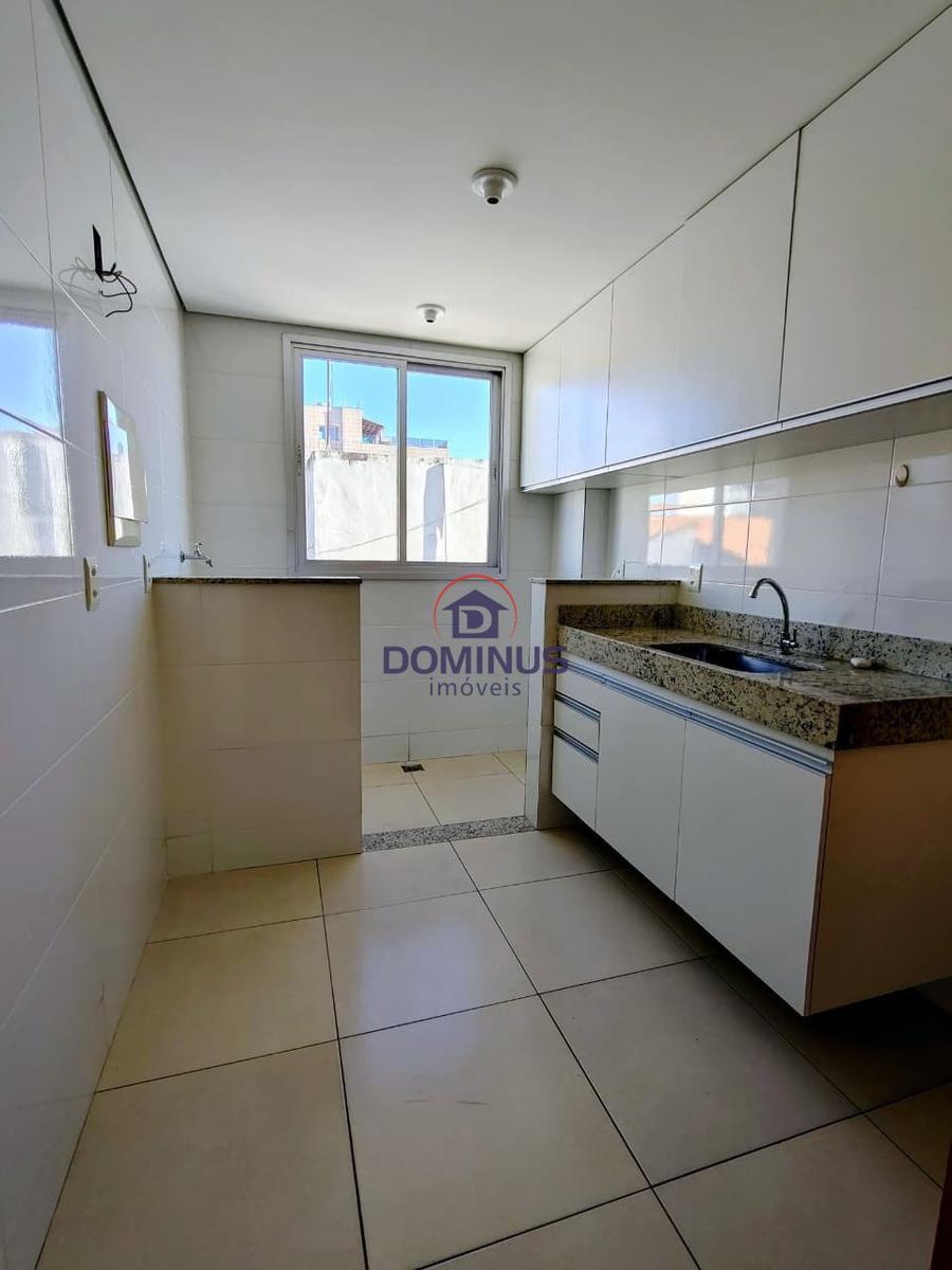 Apartamento, Sagrada Família, 3 Quartos, 2 Vagas, 1 Suíte