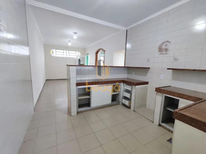 Casa, Camargos, 3 Quartos, 4 Vagas, 1 Suíte