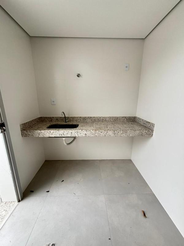 Casa, Jardim Leblon, 2 Quartos, 2 Vagas