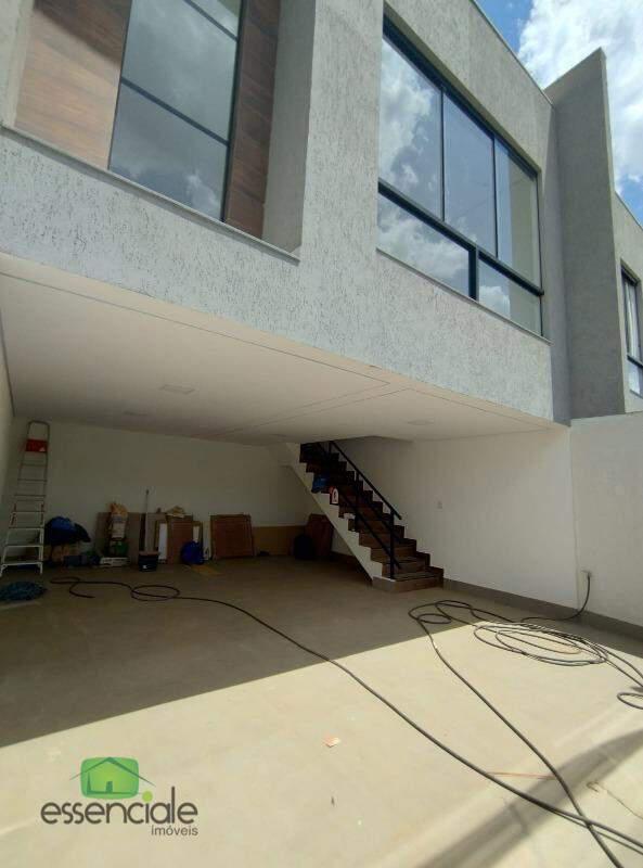 Casa, Duque de Caxias, 3 Quartos, 3 Vagas, 1 Suíte