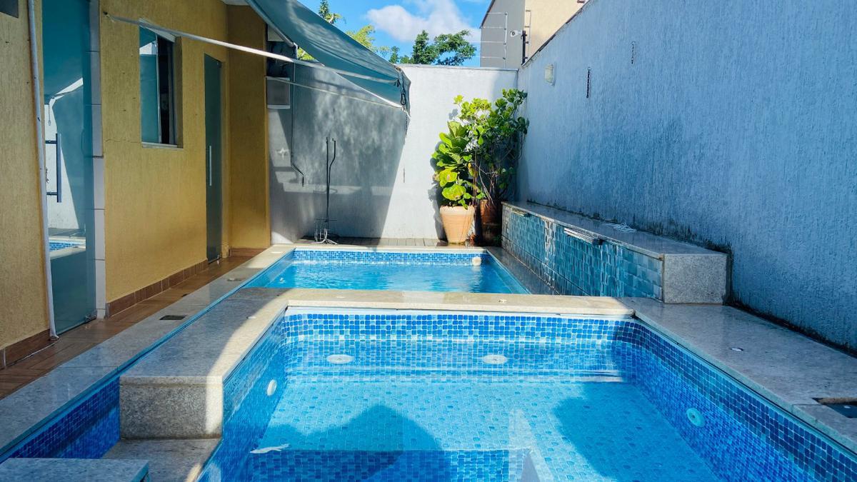 Casa, Paquetá, 3 Quartos, 3 Vagas, 1 Suíte