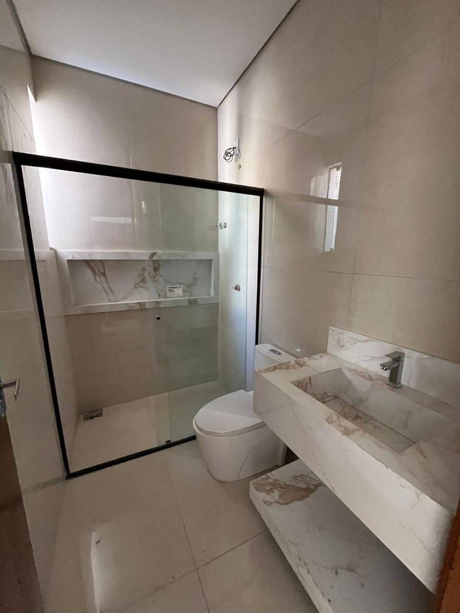 Casa, Centro, 2 Quartos, 2 Vagas, 1 Suíte