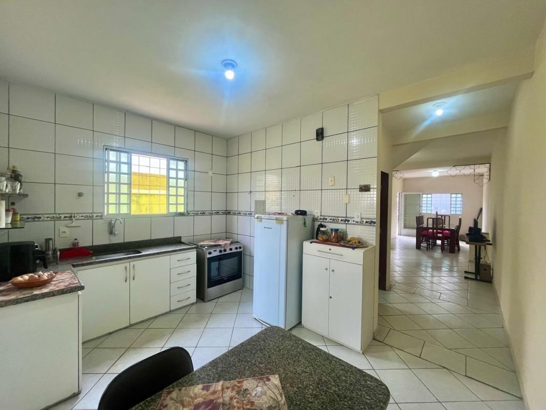 Casa, Santa Terezinha, 3 Quartos, 3 Vagas