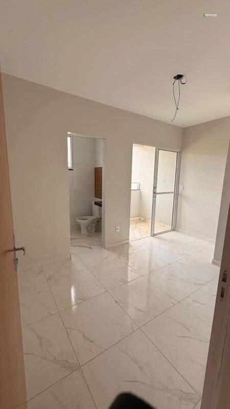Casa, Petrópolis, 2 Quartos, 0 Vaga, 2 Suítes