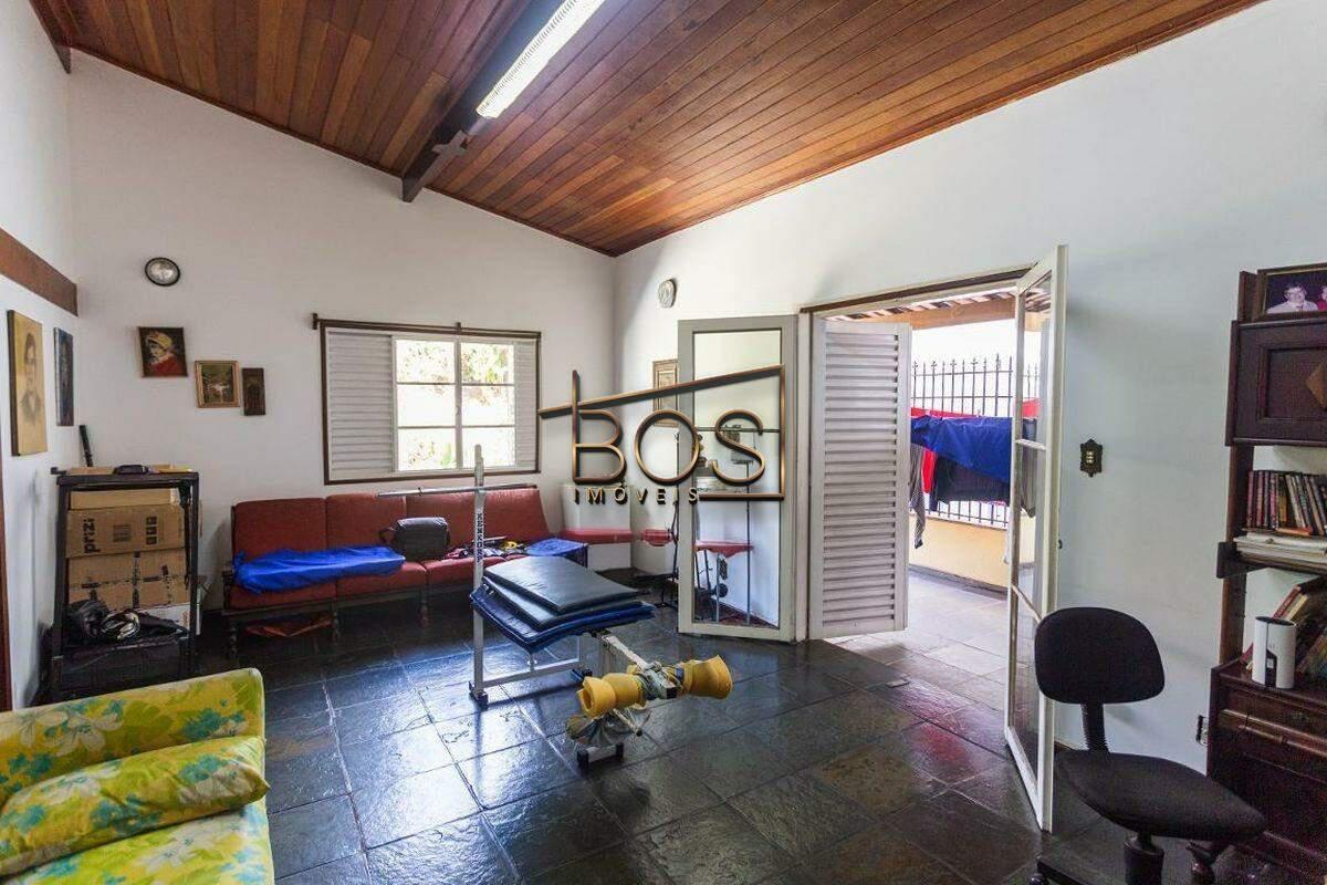 Casa, Santo Antônio, 8 Quartos, 3 Vagas, 2 Suítes